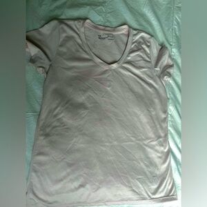 Under Armour Pale Pink HeatGear V-Neck Tee Women’s US S